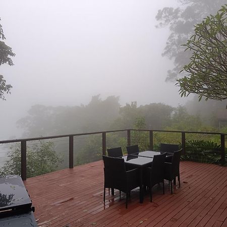 Escarpment Retreat & Day Spa For Couples Mount Tamborine Exterior photo