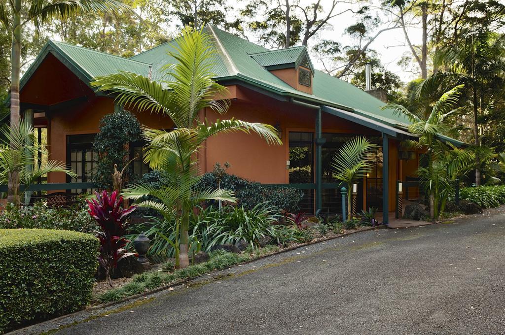 Escarpment Retreat & Day Spa For Couples Mount Tamborine Exterior photo